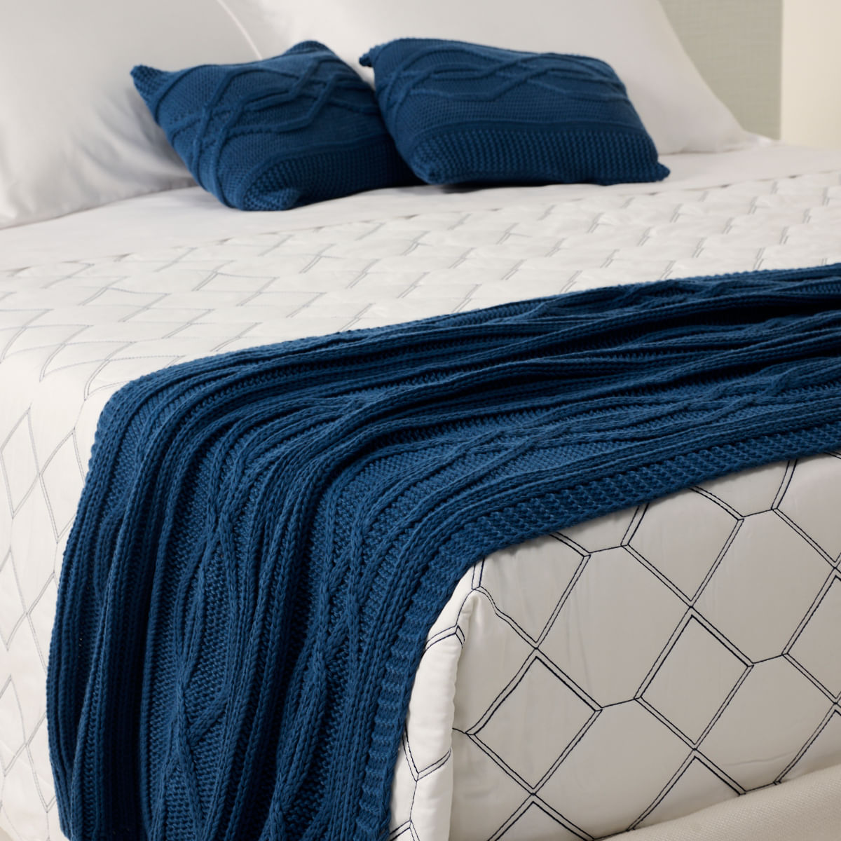 01 15 0030 Peseira Tricot Entrelace Azul 003